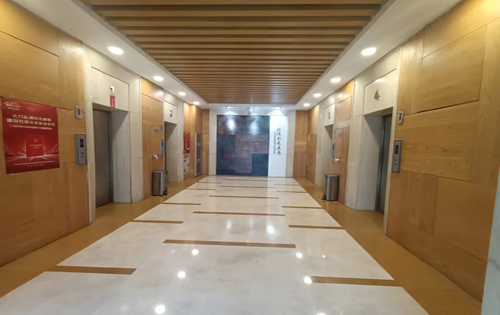 京环大厦电梯 